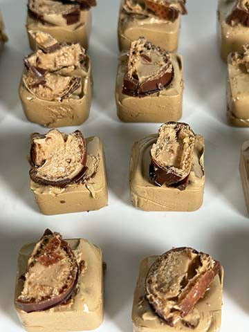 CHOCOLATE HAZELNUT image 1
