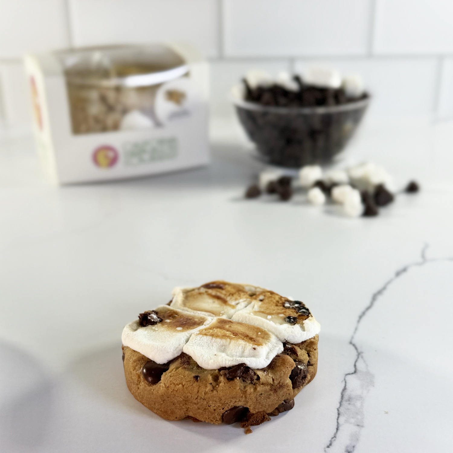 CHOCOLATE CHIP MARSHMALLOW COOKIE image 0
